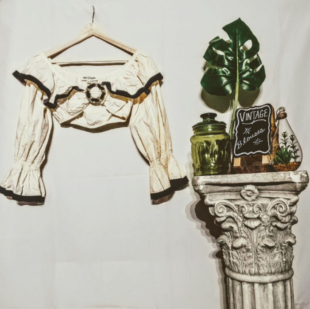 VTG Area Code Crop Top